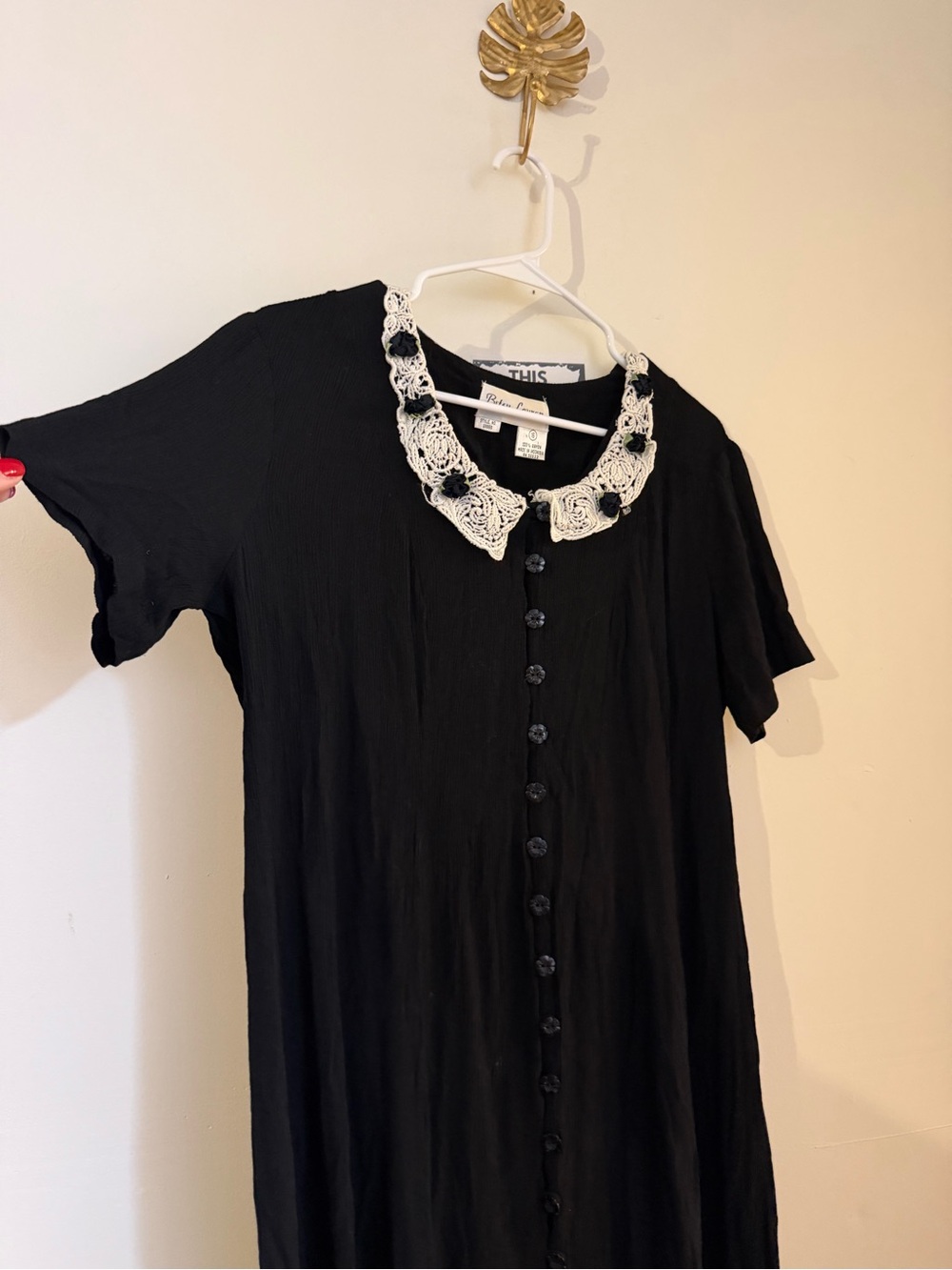 Whimsigoth 90s Vintage Dress with White Crochet Collar - Women